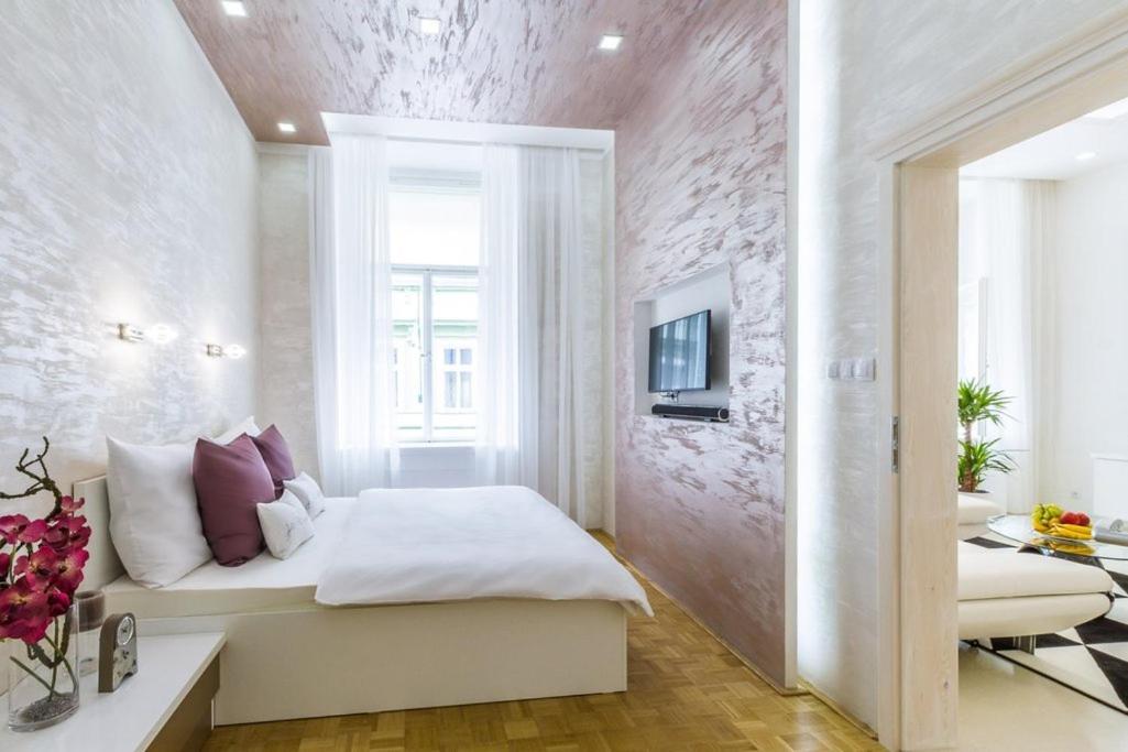 Stylish 5 Minutes Walk From City Center Praag
