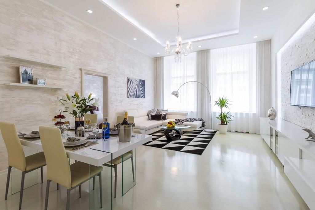 Stylish 5 Minutes Walk From City Center Appartement Praag